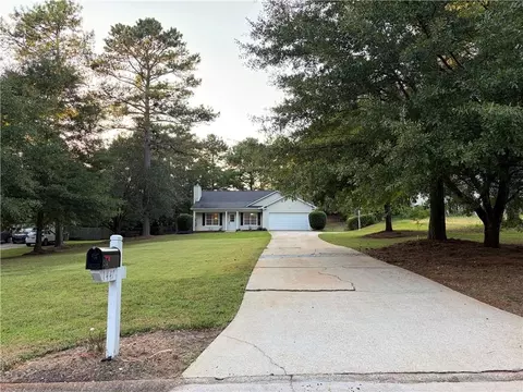 Exterior - 1447 Millstone Ct, Bethlehem, GA 30620 photo 3 of 26