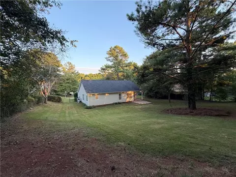 Exterior - 1447 Millstone Ct, Bethlehem, GA 30620 photo 16 of 26