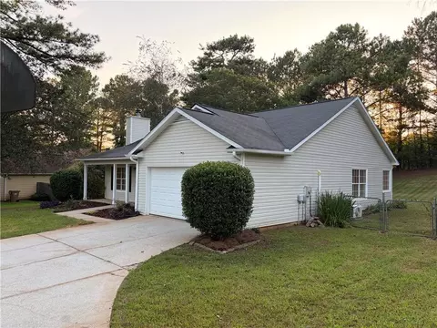 Exterior - 1447 Millstone Ct, Bethlehem, GA 30620 photo 5 of 26