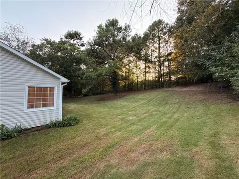 Exterior - 1447 Millstone Ct, Bethlehem, GA 30620 photo 17 of 26