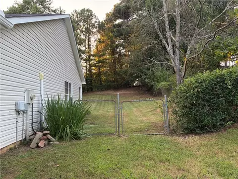 Exterior - 1447 Millstone Ct, Bethlehem, GA 30620 photo 21 of 26