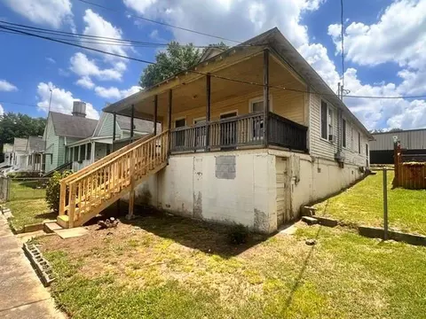 8 Poplar St, Covington, GA 30014 photo 3
