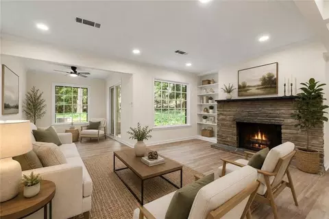 Living - 4147 N Gloucester Pl, Chamblee, GA 30341 photo 2 of 4