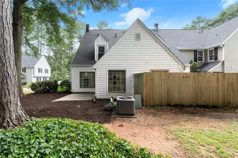 Exterior - 4147 N Gloucester Pl, Chamblee, GA 30341 photo 3 of 4