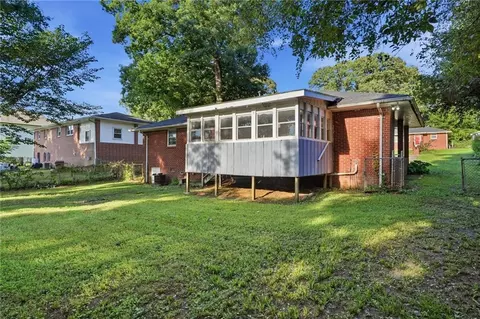 Exterior - 5911 Meadowview Rd, Rex, GA 30273 photo 6 of 7