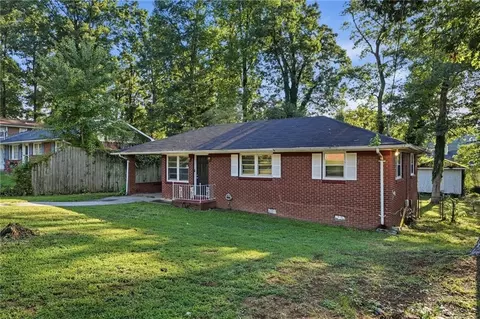 Exterior - 5911 Meadowview Rd, Rex, GA 30273 photo 2 of 7