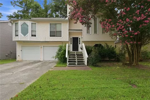 1424 Brookcrest St, Lawrenceville, GA 30044