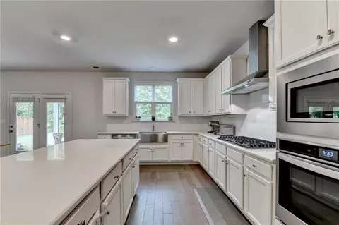 Kitchen - 3356 Fall Branch Ln, Buford, GA 30519 photo 2 of 3