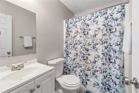 Bath - 245 Cypress Dr, Covington, GA 30016 photo 6 of 7