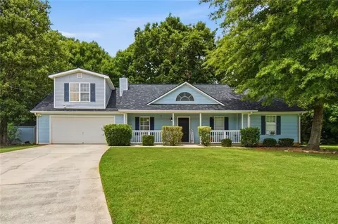 Exterior - 245 Cypress Dr, Covington, GA 30016 photo 4 of 12