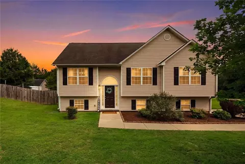 6905 Cedar Ridge Dr, Gainesville, GA 30506