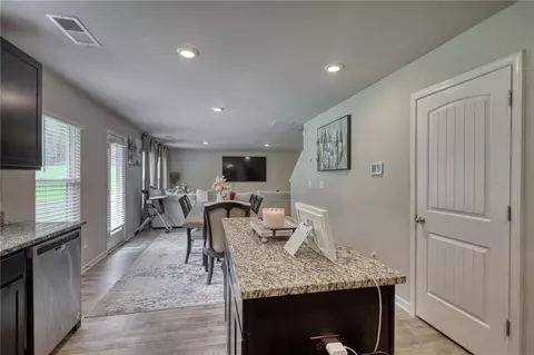 Entry Way - 95 Bridgemill Dr, Covington, GA 30014 photo 5 of 8