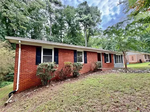 206 Mona Pl, Dallas, GA 30132