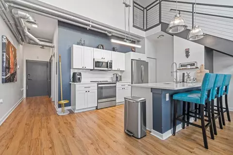 260 18th St NW #10320, Atlanta, GA 30363