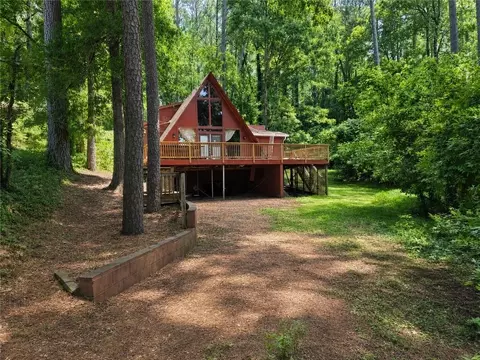 1600 Loch Lomond Trl SW, Atlanta, GA 30331