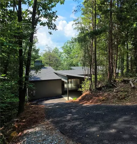 484 Rockwater Rd, Ellijay, GA 30536