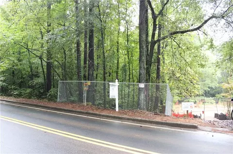 9280 Roberts Dr, Atlanta, GA 30350