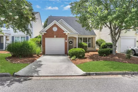 90 Regency Rd, Alpharetta, GA 30022