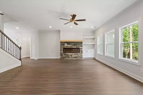 Living - 9126 E Carroll Rd, Winston, GA 30187 photo 2 of 8