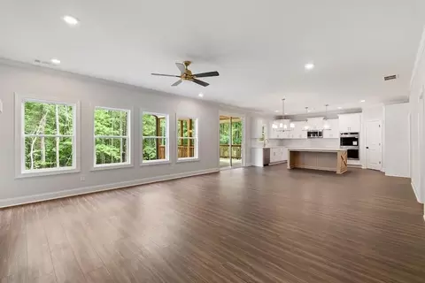 Living - 9126 E Carroll Rd, Winston, GA 30187 photo 4 of 8