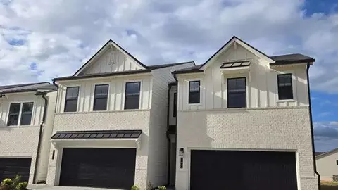 967 Sutherland Ln #128, Lawrenceville, GA 30043