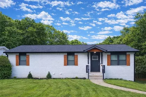 1385 Plaza Ave SW, Atlanta, GA 30310