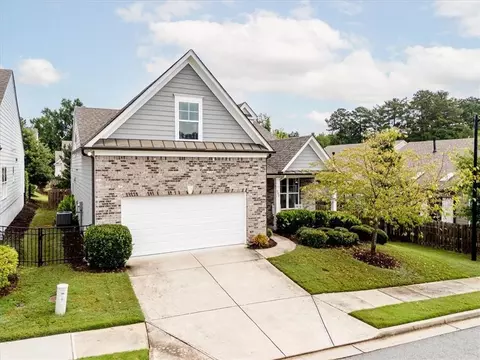 302 Derrymore Dr, Woodstock, GA 30188