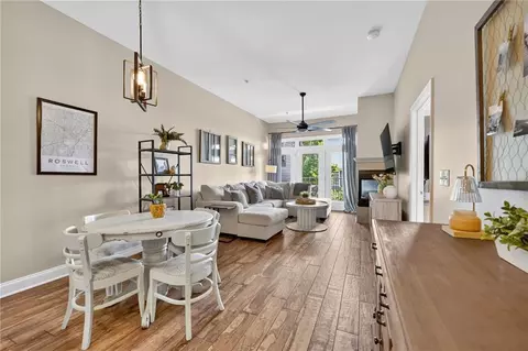 210 Creek View Ln #201, Roswell, GA 30075