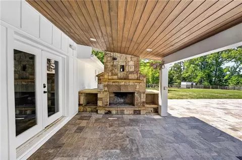 Exterior - 511 Bart Manous Rd, Canton, GA 30115 photo 6 of 22