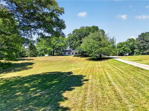 Exterior - 511 Bart Manous Rd, Canton, GA 30115 photo 17 of 22