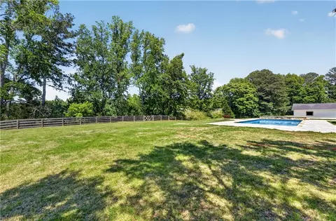 Exterior - 511 Bart Manous Rd, Canton, GA 30115 photo 13 of 22