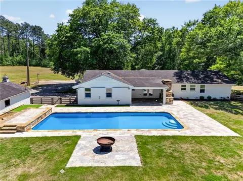 Exterior - 511 Bart Manous Rd, Canton, GA 30115 photo 19 of 22