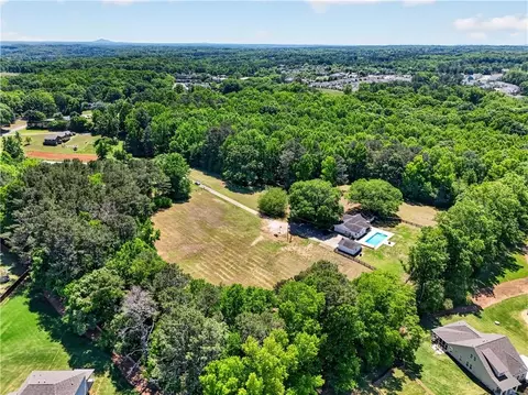 View/Area - 511 Bart Manous Rd, Canton, GA 30115 photo 4 of 5