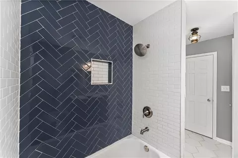Bath - 511 Bart Manous Rd, Canton, GA 30115 photo 1 of 5