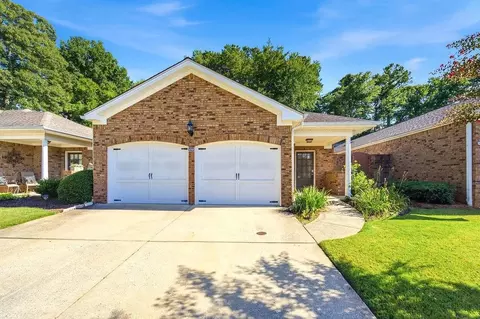 150 Countryside Ct, Woodstock, GA 30189