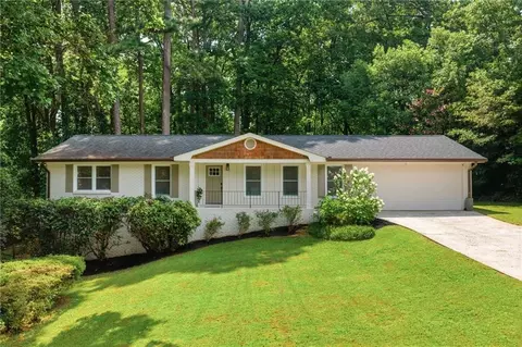 3212 Foxwood Trl SE, Smyrna, GA 30082