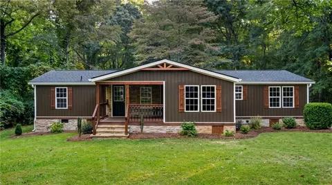 116 Southside Dr, Villa Rica, GA 30180