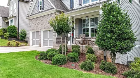 Exterior - 120 Longleaf Dr, Canton, GA 30114 photo 5 of 11
