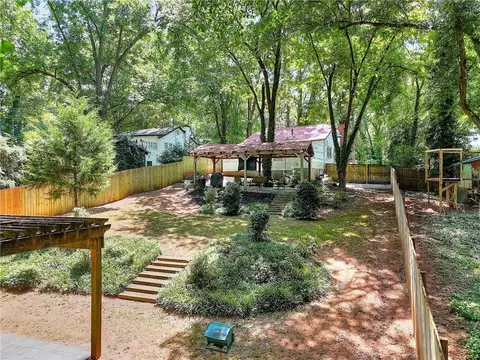 Exterior - 211 Mobley Cir, Monroe, GA 30655 photo 10 of 10