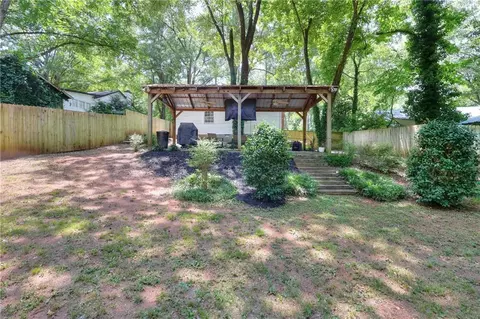 Exterior - 211 Mobley Cir, Monroe, GA 30655 photo 8 of 10