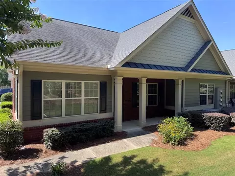 1515 Bluestone Dr, Cumming, GA 30041