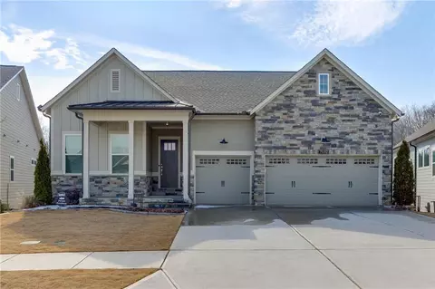 7032 Cottage Grove Dr, Flowery Branch, GA 30542