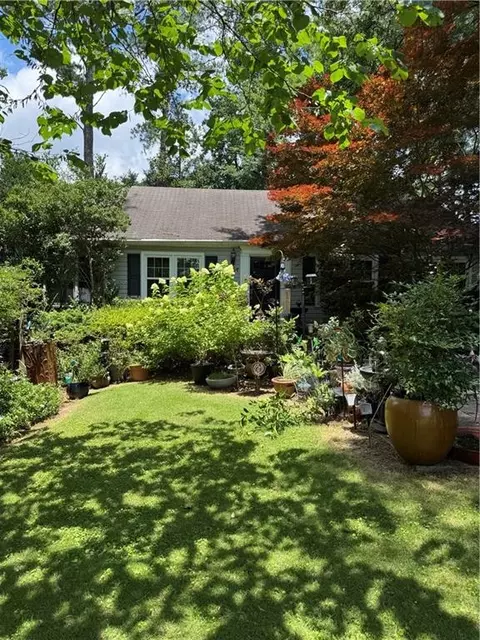 1154 Kingsley Cir NE, Atlanta, GA 30324