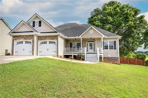 380 Bowdoin Ln SW, Adairsville, GA 30103