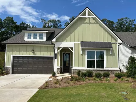 1549 Assembly Cir, Gainesville, GA 30501
