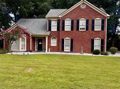 1041 San Lacinto Ln, Lawrenceville, GA 30043