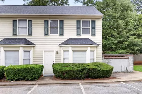 125 Dennis Dr, Athens, GA 30605