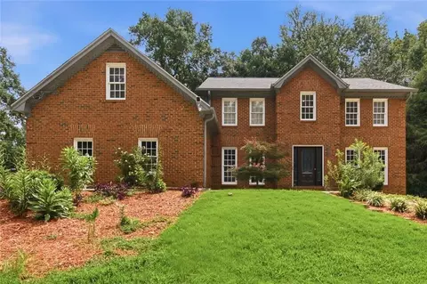 24 Planters Dr SW, Lilburn, GA 30047