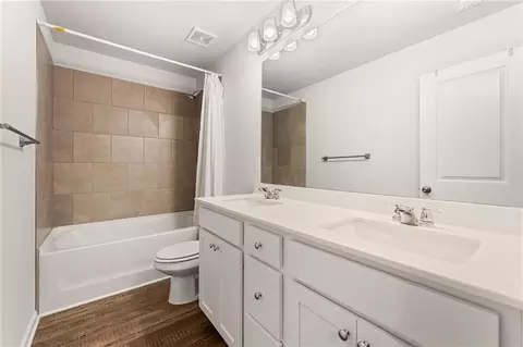 Bath - 3524 Senna Rd, Duluth, GA 30096 photo 4 of 4
