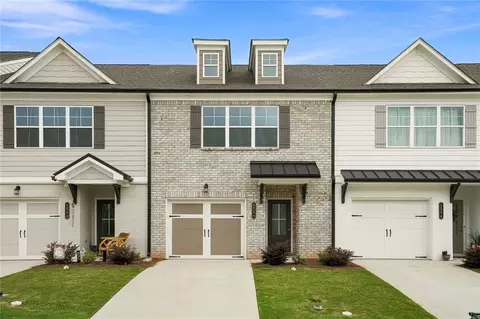 5350 Fox Den Rd, Oakwood, GA 30566